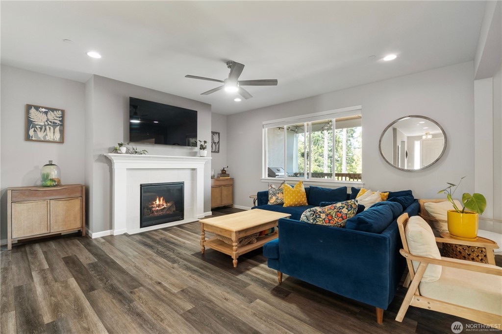 13419 196th Avenue E, photo 5